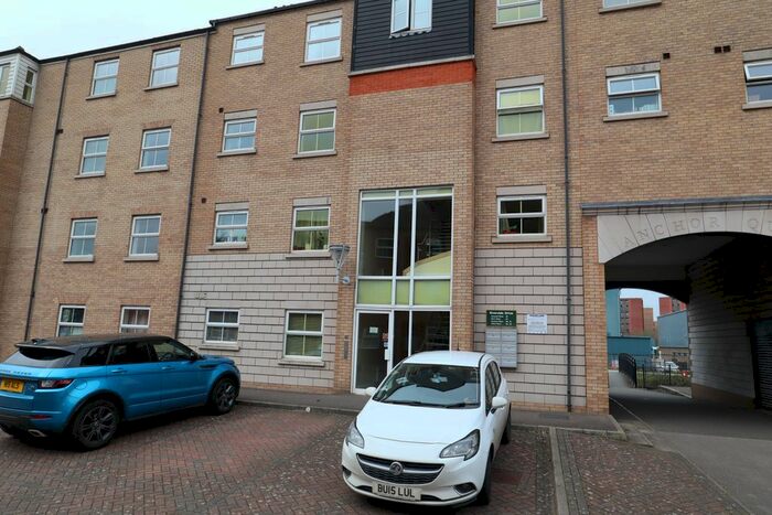 2 Bedroom Flat To Rent In Riverside Drive, Lincoln, LN5