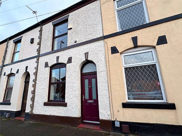 2 Bedroom Terraced House For Sale In Alexandra Street, Heywood, Greater Manchester, OL10