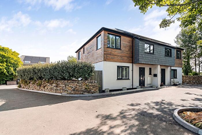 3 Bedroom Semi Detached House For Sale In Hawthorn Close, Goonhavern, TR4