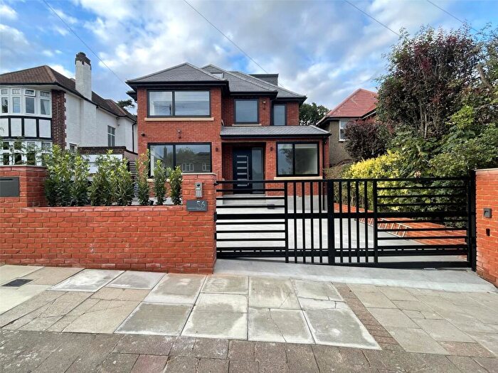 5 Bedroom Detached House To Rent In Greenway, Totteridge, N20