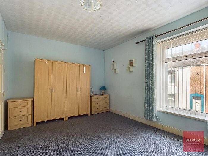 3 Bedroom Terraced House For Sale In Western Street, Swansea, SA1
