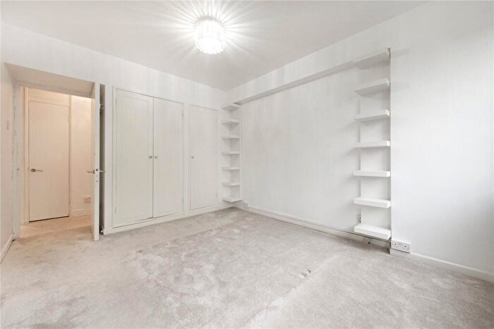 2 Bedroom Property To Rent In St Edmunds Terrace, St John's Wood, London, NW8