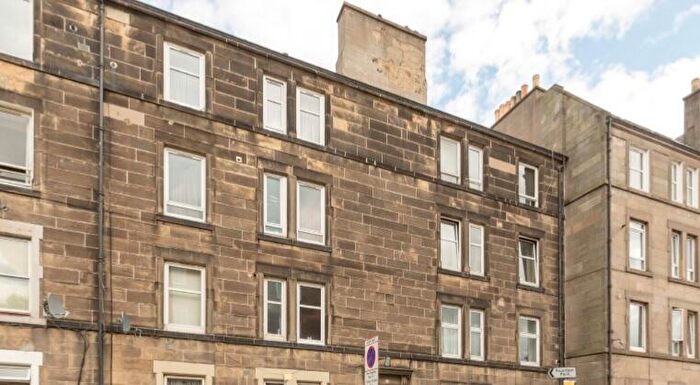 1 Bedroom Flat To Rent In Westfield Road, Gorgie, Edinburgh, EH11