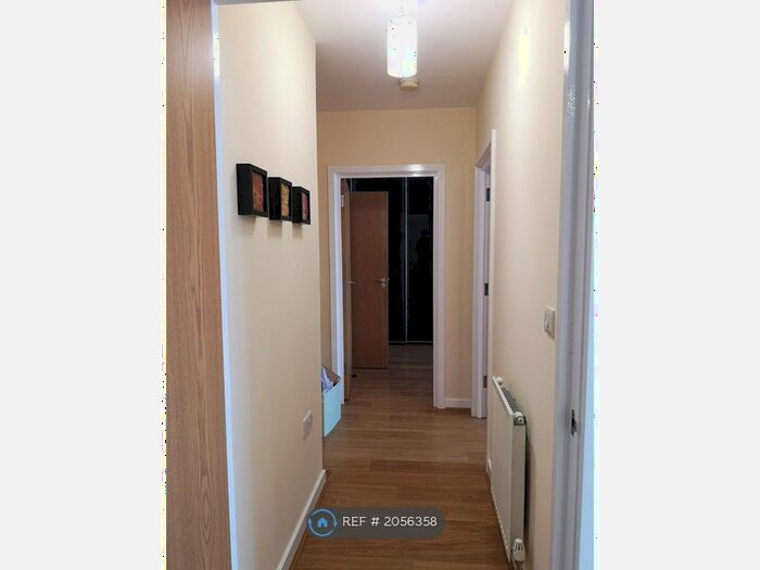 2 Bedroom Flat To Rent In Academy Place, Isleworth, TW7