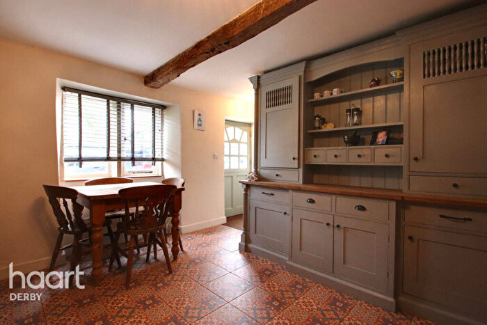 5 Bedroom Cottage To Rent In Town Street, Matlock, DE4