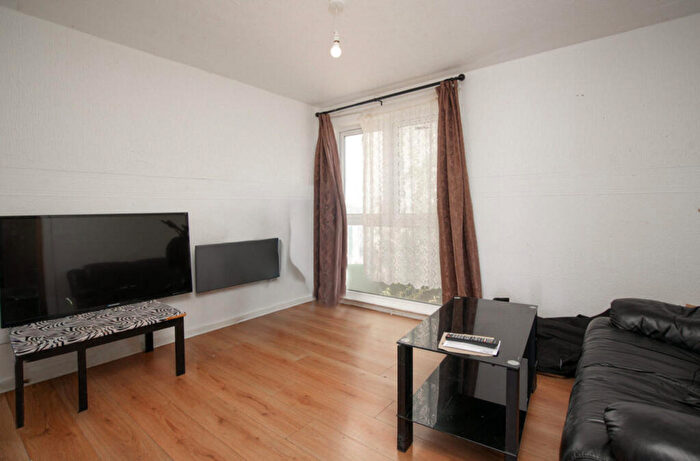 2 Bedroom Terraced House For Sale In Dean Place, Bathgate, EH47