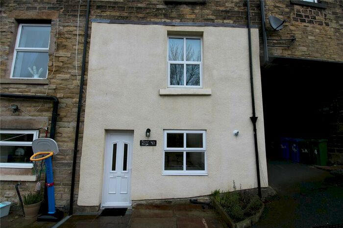 2 Bedroom Apartment To Rent In Waggon Road, Mossley, Ashton-Under-Lyne, OL5