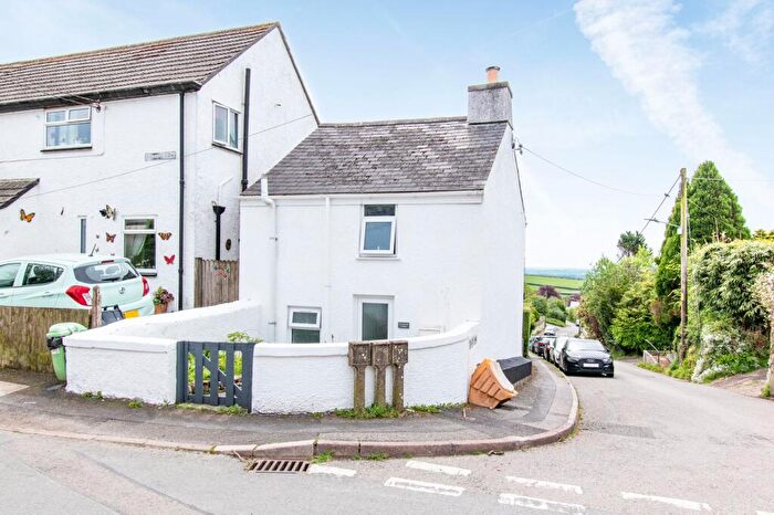 2 Bedroom Detached House For Sale In Fore Street, Pensilva, PL14