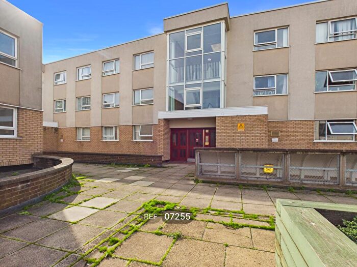 2 Bedroom Flat To Rent In Leeson House, St. Marys Court, Peterborough, PE1