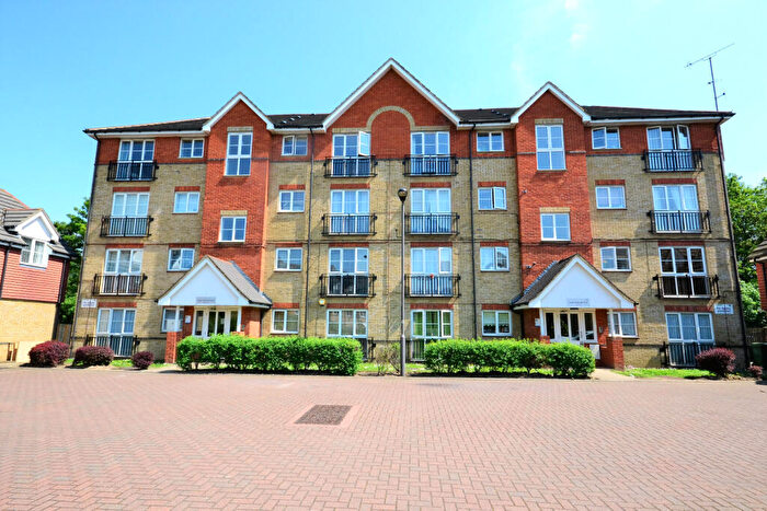 2 Bedroom Flat To Rent In Joseph Hardcastle Close, London, SE14