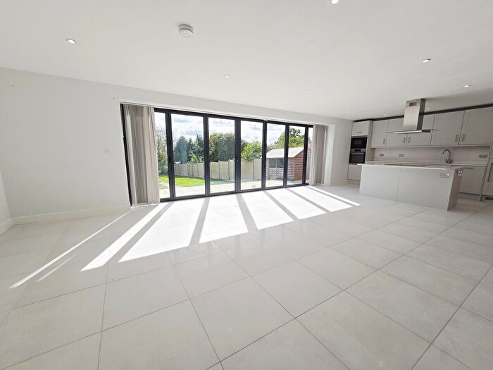 6 Bedroom Detached House To Rent In Merry Hill Road, Bushey, WD23