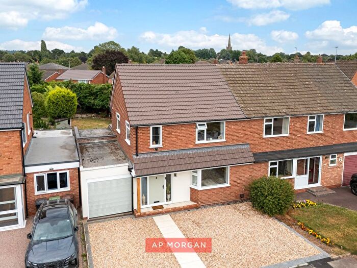 3 Bedroom Semi-Detached House For Sale In Carol Avenue, Bromsgrove, Worcestershire, B61
