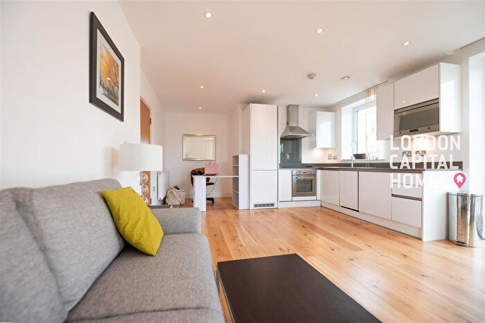 2 Bedroom Flat To Rent In Prince Court, Nelson Street, London, E16