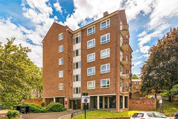 1 Bedroom Flat For Sale In Blissett Street, Greenwich, SE10