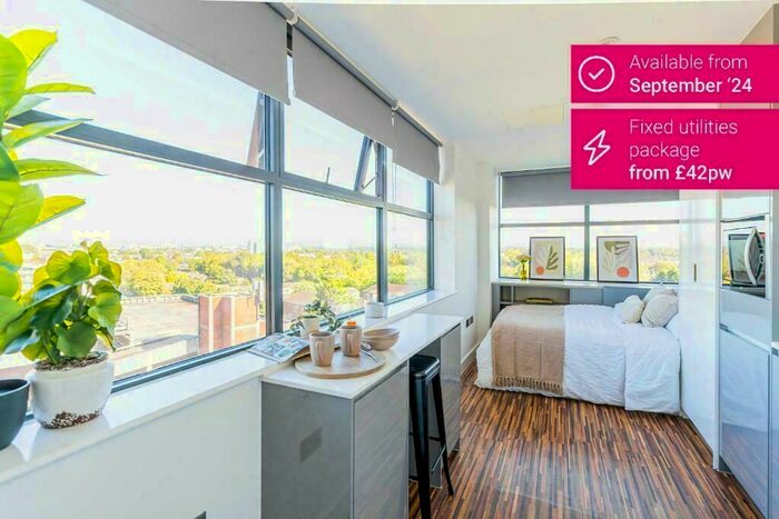 Studio To Rent In Westpoint, Chester Road, Manchester, Greater Manchester, M16