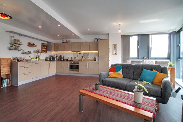 2 Bedroom Flat To Rent In Ansty, Caroline Street, Jewellery Quarter, B3