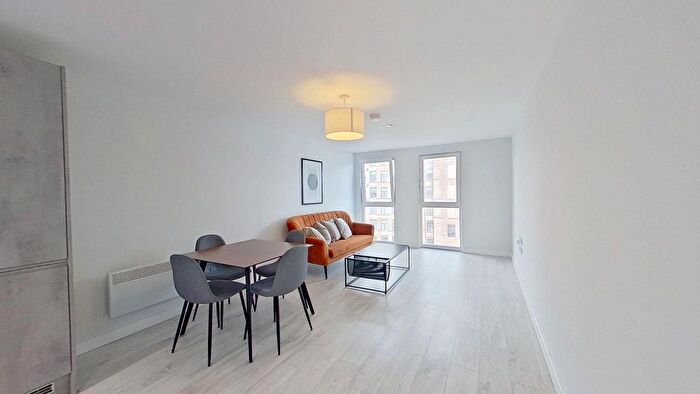 2 Bedroom Flat To Rent In Atkinson Street, Leeds, LS10