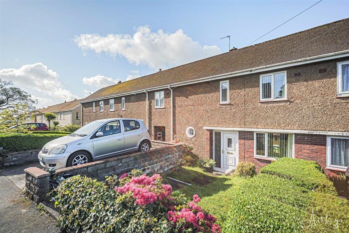 3 Bedroom Terraced House For Sale In Cypress Avenue, West Cross, Swansea, SA3