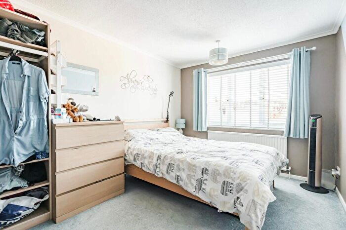 3 Bedroom End Of Terrace House For Sale In Hopton Gardens, Hopton, NR31