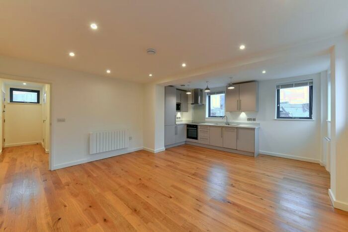 1 Bedroom Apartment To Rent In Woking, GU21