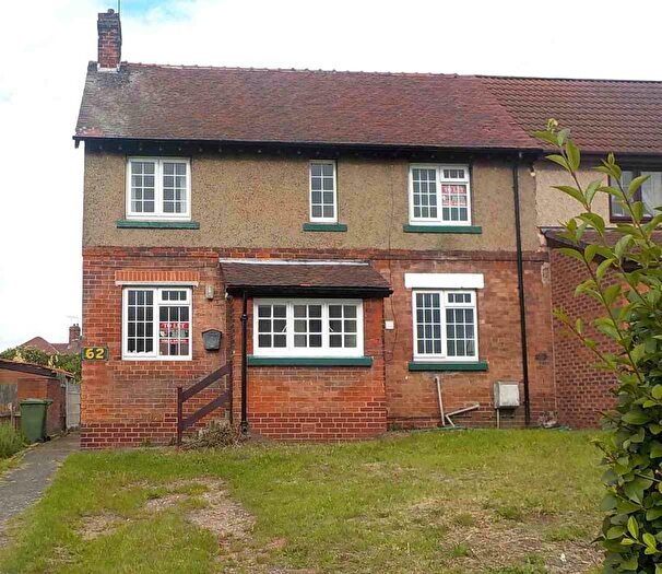 3 Bedroom Semi-Detached House To Rent In Manton Crescent, Worksop, S80