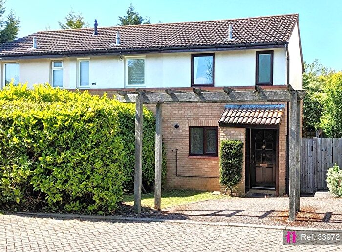 2 Bedroom End Terrace House For Sale In Hadley Place, Milton Keynes, MK13