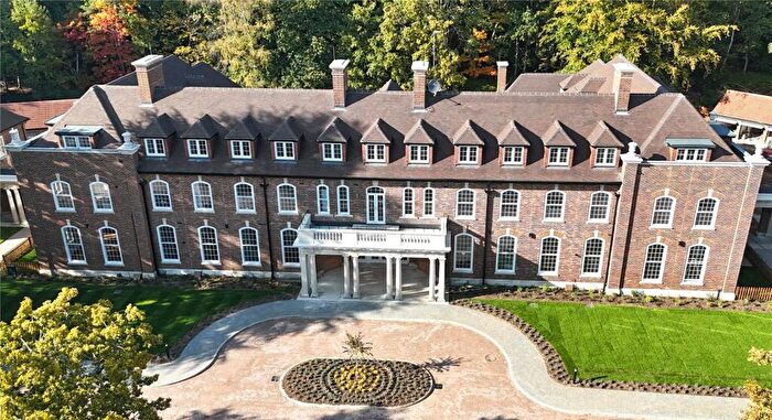 2 Bedroom Apartment For Sale In Brunswick Road, Deepcut, Camberley, Surrey, GU16