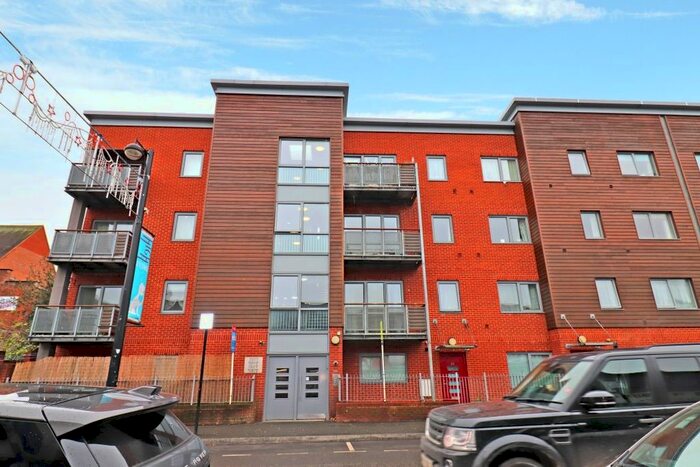 2 Bedroom Property To Rent In Desborough Road, High Wycombe HP11