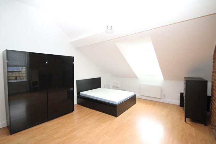 Studio To Rent In Outram Road, Croydon, CR0