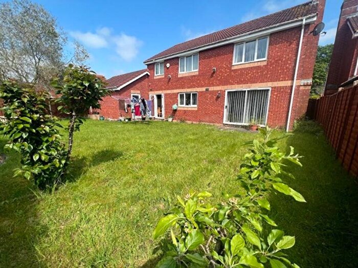 2 Bedroom House To Rent In Blake Hill Way, Gloucester, GL4