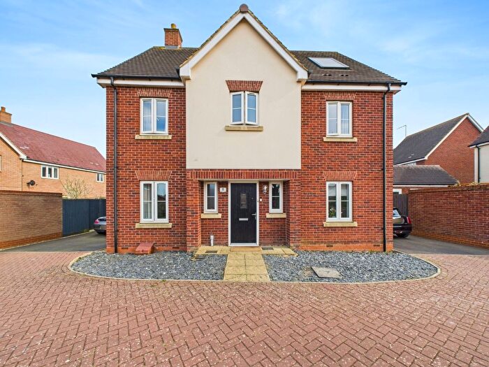 4 Bedroom Detached House To Rent In Wyre Close, Desborough, Kettering, NN14