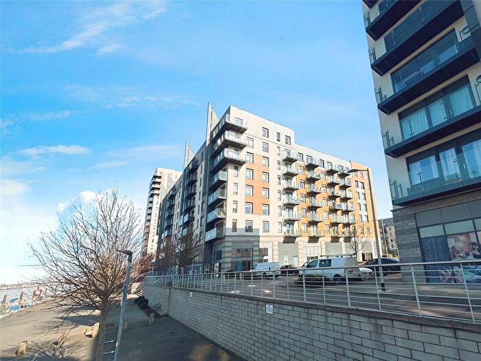 2 Bedroom Flat To Rent In Pegasus Way, Gillingham, Kent, ME7