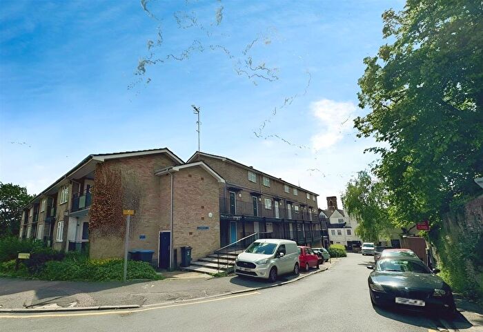1 Bedroom Flat To Rent In Figtree Hill, Hemel Hempstead, HP2
