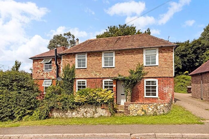 4 Bedroom Detached House For Sale In Forge Hill, Aldington, Ashford, TN25