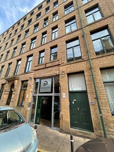 1 Bedroom Flat To Rent In Broad Street, Bradford, BD1