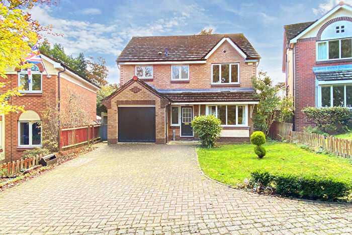 4 Bedroom Detached House For Sale In Stonecrop Drive, Harrogate, HG3