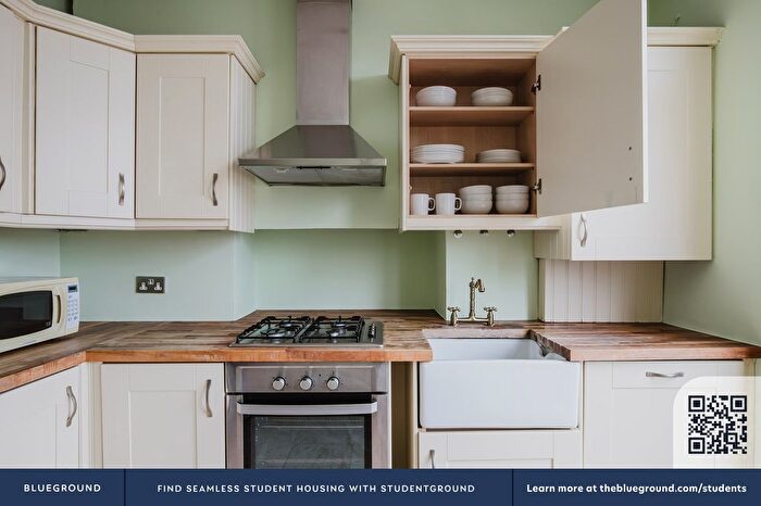 2 Bedroom Flat To Rent In Chelsea, London, SW10