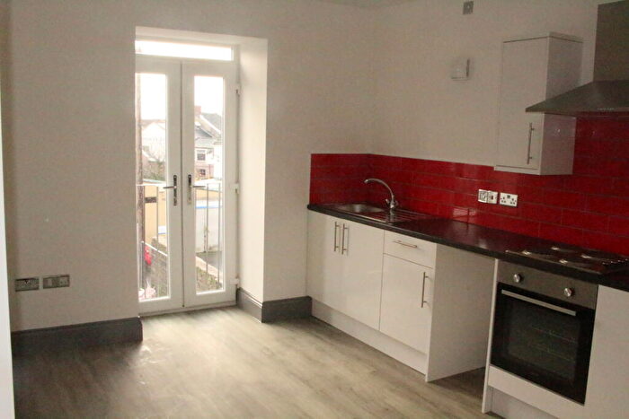 1 Bedroom Flat To Rent In Walter Road, Uplands, SA1