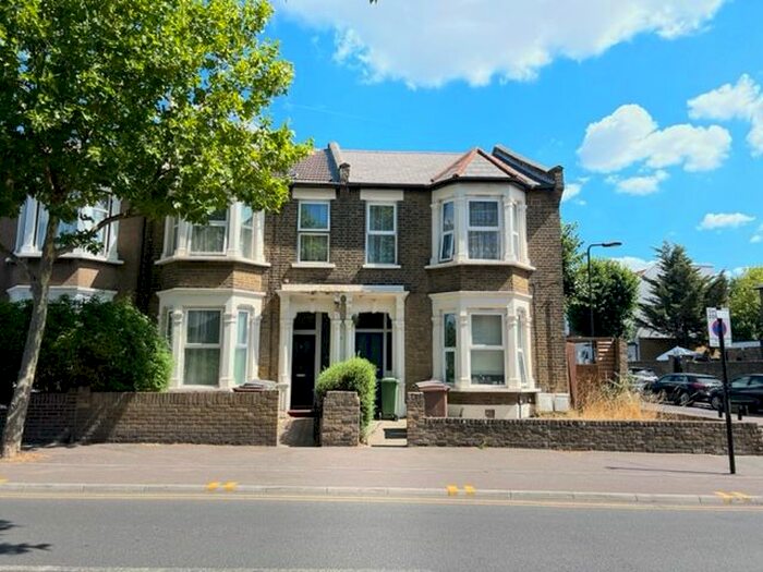 1 Bedroom Flat To Rent In Church Road, Leyton London, E10