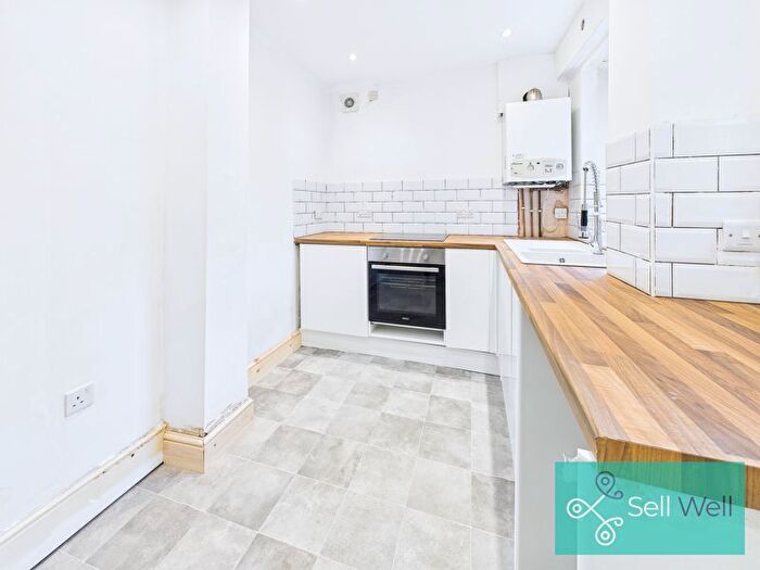2 Bedroom Terraced House For Sale In Jones Street, Salford, M6