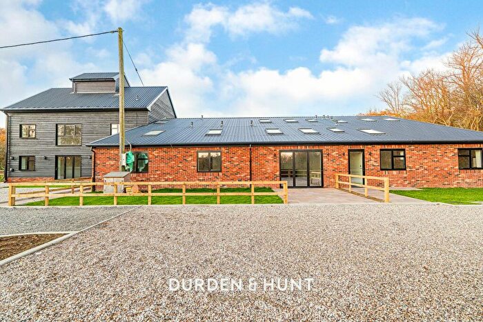 3 Bedroom Terraced Bungalow For Sale In Carters Green, Matching, CM17