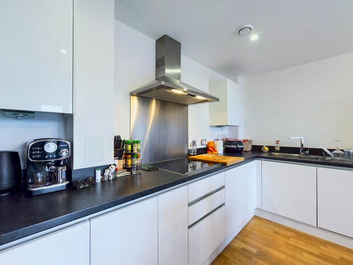 1 Bedroom Flat To Rent In Jubilee Heights, Parkside Avenue, London, SE10