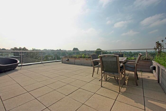 2 Bedroom Flat To Rent In Chartfield Avenue, London SW15