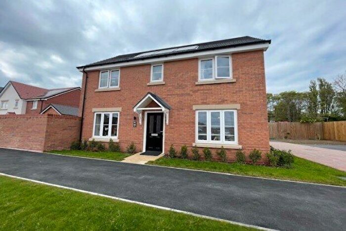 3 Bedroom Detached House To Rent In Magee Close, Nottingham, NG15