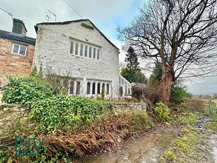 2 Bedroom Cottage For Sale In Wheatley Lane Road, Barrowford, BB9