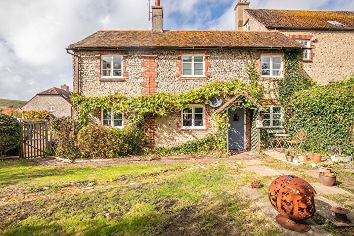 3 Bedroom Semi-detached House For Sale In Ovingdean Road, Ovingdean, BN2