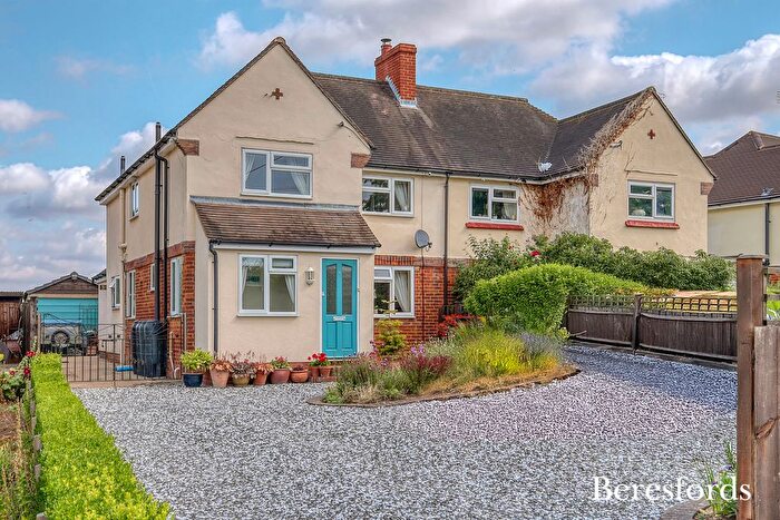 3 Bedroom Semi-Detached House For Sale In Stagden Cross Villas, High Easter, CM1