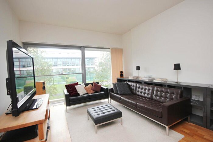 2 Bedroom Flat To Rent In Highbury Stadium Square, London, N5
