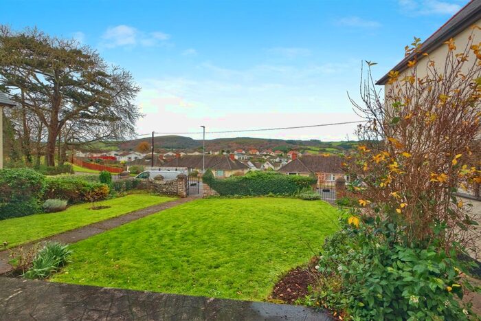 1 Bedroom Flat For Sale In Hopcott Road, Minehead, TA24