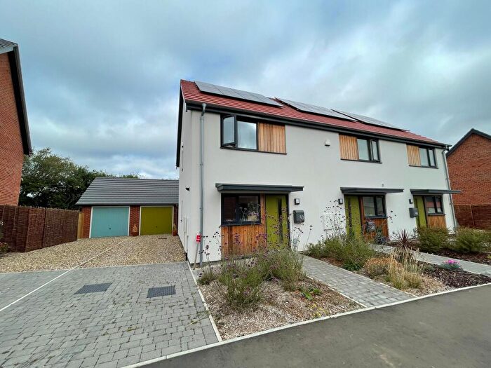 2 Bedroom End Of Terrace House To Rent In Harvest Road, Watton, IP25